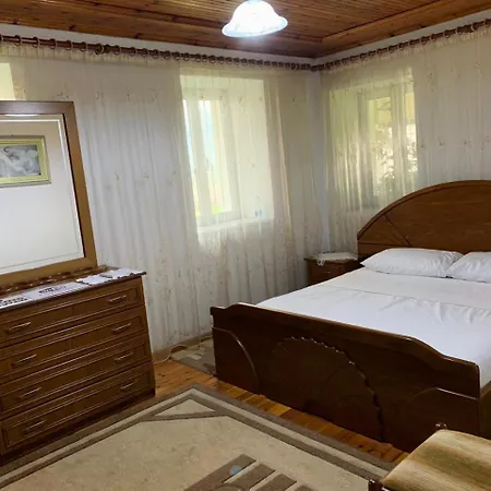 Geri בית נופש Gjirokastër